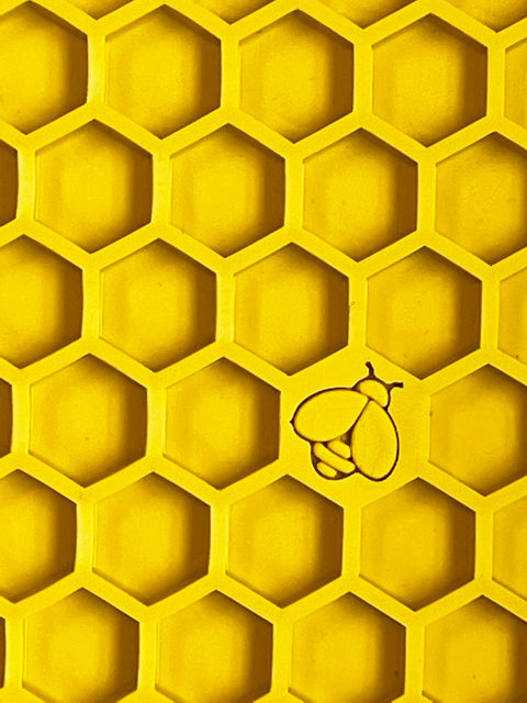 SodaPup Honeycomb Enrichment Lick Mat Large